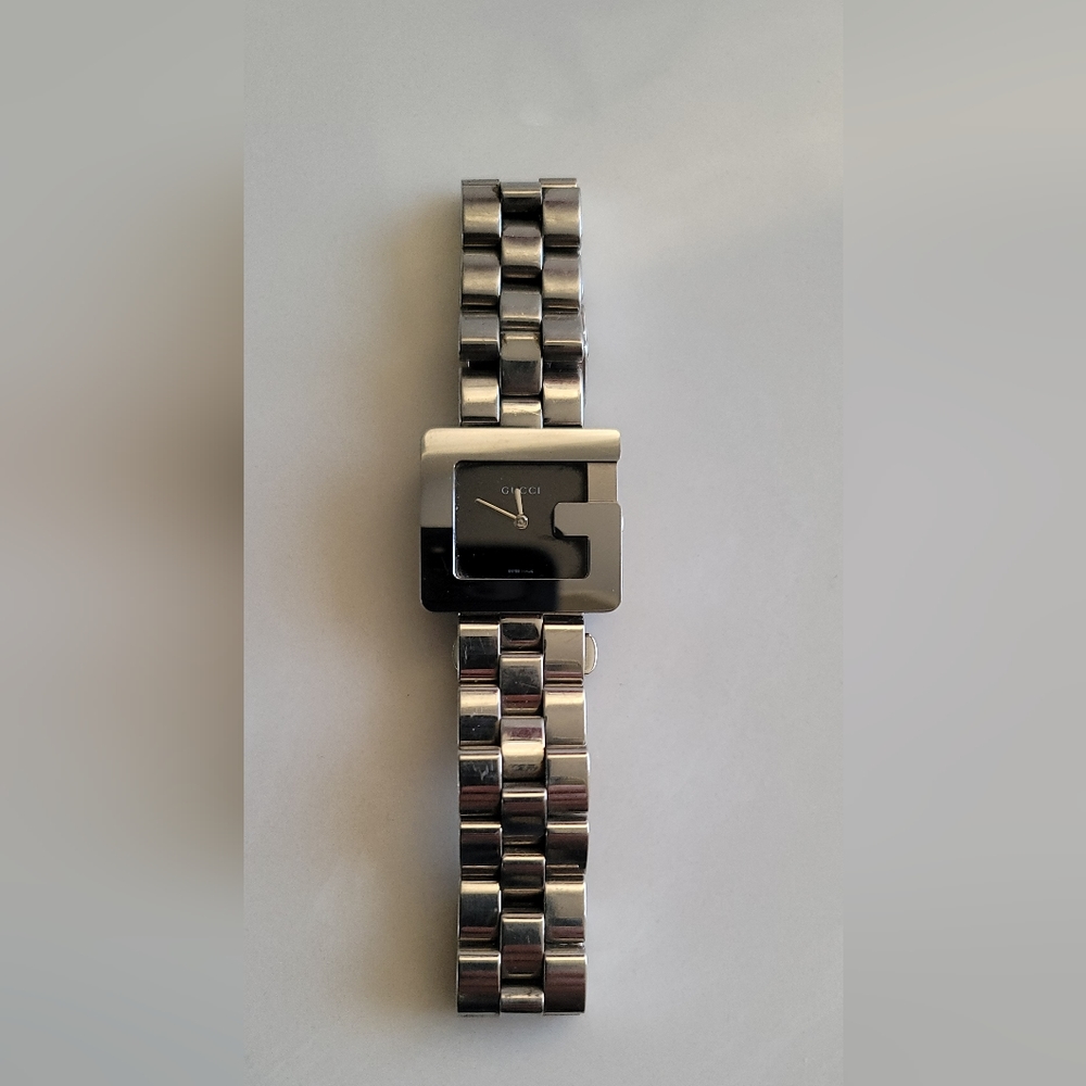 GUCCI G Unisex sliver link watch